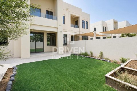Villa in Mira Oasis, Reem, Dubai 3 bedrooms, 225.29 sq.m. № 138818 - photo 2