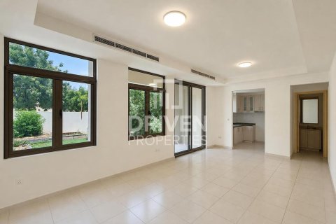 Villa in Mira Oasis, Reem, Dubai 3 bedrooms, 225.29 sq.m. № 138818 - photo 5