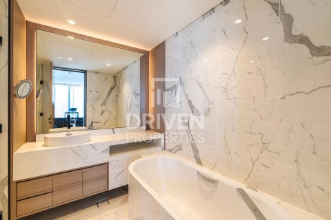 Apartment in Zabeel, Dubai 1 bedroom, 136.1 sq.m. № 138815 - photo 12