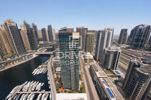 Снять в аренду квартиру в Vida Residences Dubai Marina, Дубай Марина, Дубай: 2 спальни, 106.28м², № 138819 - фото 16