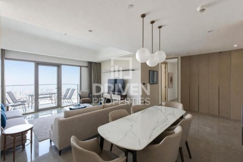 Apartment in Address Harbour Point, Dubai Creek Harbour (The Lagoons), Dubai 3 bedrooms, 148.46 sq.m. № 138817 - photo 2