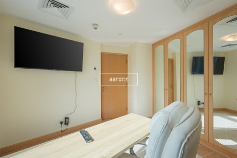 Apartment in Dubai Marina, Dubai 2 bedrooms, 152.4 sq.m. № 52519 - photo 12