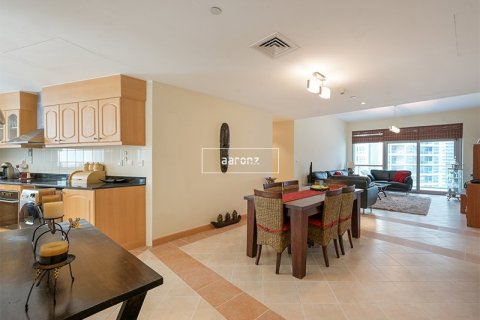 Apartment in Dubai Marina, Dubai 2 bedrooms, 152.4 sq.m. № 52519 - photo 4