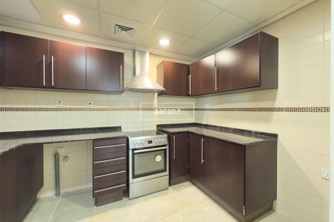 Снять в аренду квартиру в Джумейра Лейк Тауэрс, Дубай: 2 спальни, 89.4м², № 52522 - фото 12