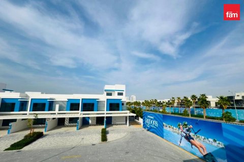 Townhouse in Dubai 4 bedrooms, 144 sq.m. № 141665 - photo 17