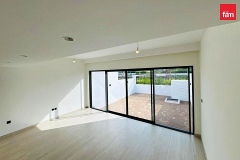Townhouse in Dubai 4 bedrooms, 144 sq.m. № 141665 - photo 3