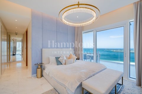Apartment in 1 JBR, Jumeirah Beach Residence, Dubai 3 bedrooms, 241.50970977 sq.m. № 63377 - photo 16