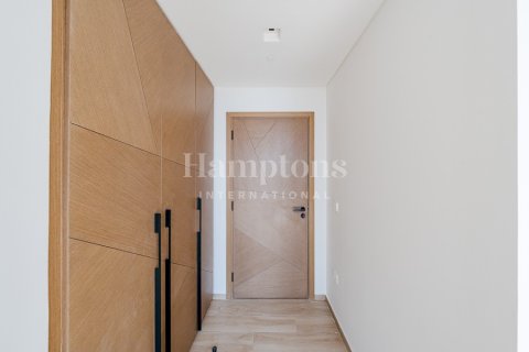 Снять в аренду квартиру в Palace Residences, Dubai Creek Harbour (The Lagoons), Дубай: 1 спальня, 65.21790600м², № 111357 - фото 8