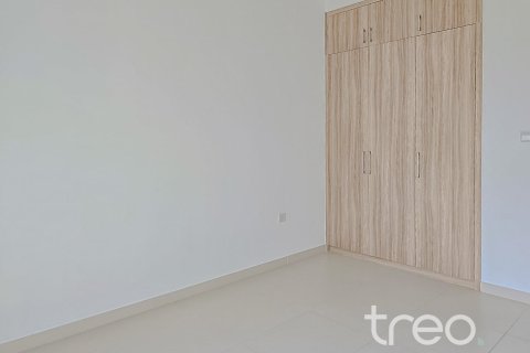 Townhouse in Dubai 3 bedrooms, 178.1 sq.m. № 124819 - photo 8