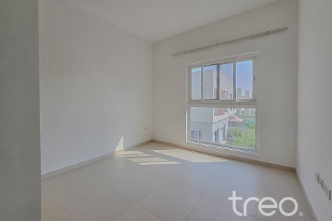 Townhouse in Dubai 3 bedrooms, 178.1 sq.m. № 124819 - photo 2
