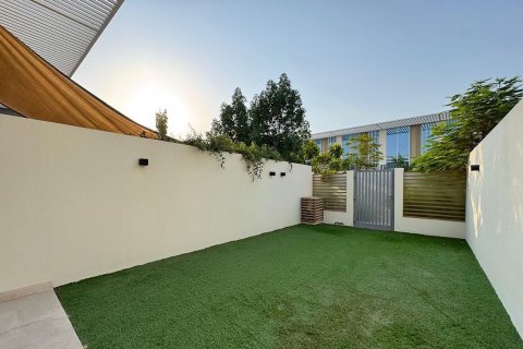 تاون هاوس في Dubai Land, دبي 2 غرف نوم, 123.75 م² رقم 133983 - صورة 12