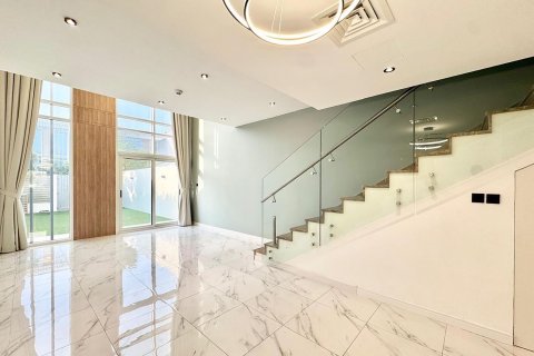 تاون هاوس في Dubai Land, دبي 2 غرف نوم, 123.75 م² رقم 133983 - صورة 11