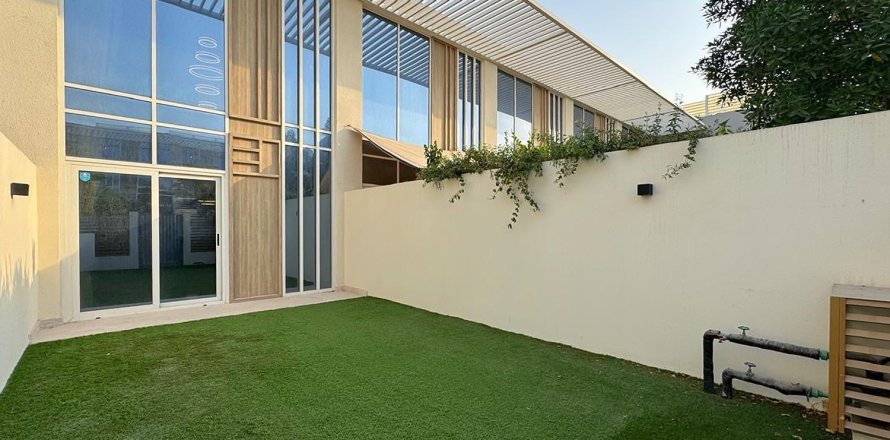 تاون هاوس في Dubai Land, دبي 2 غرف نوم, 123.75 م² رقم 133983