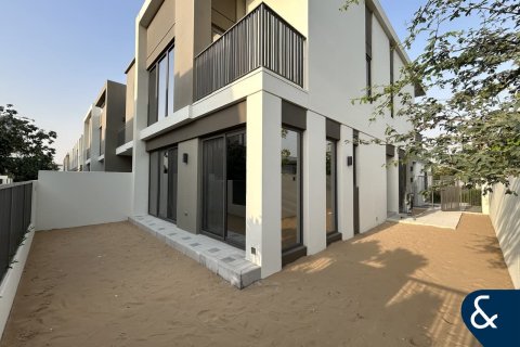 Снять в аренду таунхаус в Aura, Tilal Al Ghaf, Дубай: 4 спальни, 229м², № 76385 - фото 6