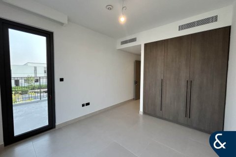 Снять в аренду таунхаус в Aura, Tilal Al Ghaf, Дубай: 4 спальни, 229м², № 76385 - фото 16