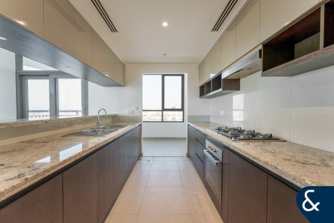 Снять в аренду квартиру в Dubai Creek Harbour (The Lagoons), Дубай: 3 спальни, 197м², № 76384 - фото 4