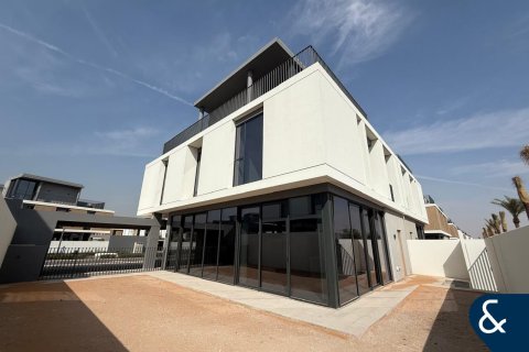 Villa in Arabian Ranches 3, Dubai 4 bedrooms, 302 sq.m. № 76386 - photo 1