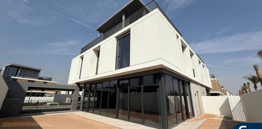 Villa in Arabian Ranches 3, Dubai 4 bedrooms, 302 sq.m. № 76386