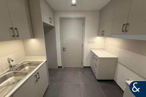 Villa in Arabian Ranches 3, Dubai 4 bedrooms, 302 sq.m. № 76386 - photo 7