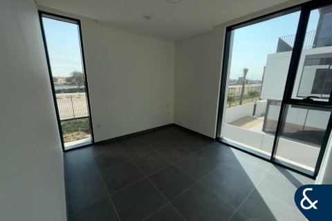 Villa in Arabian Ranches 3, Dubai 4 bedrooms, 302 sq.m. № 76386 - photo 14