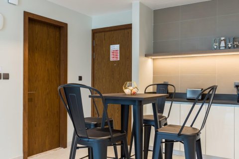 Apartamento en NO.9 TOWER en Dubai Marina, Dubai, 2 dormitorios, 108 m², № 30385 - foto 8
