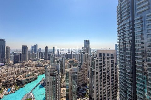 Apartamento en Opera District, Downtown Dubai (Downtown Burj Dubai), Dubai, 2 dormitorios, 116 m², № 44184 - foto 1