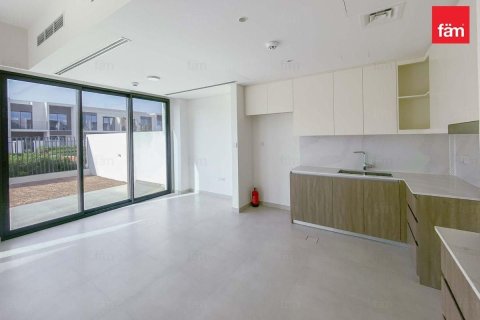 Villa in Dubai 3 bedrooms, 174 sq.m. № 123761 - photo 5