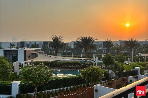 Townhouse in Dubai 4 bedrooms, 237.5 sq.m. № 123760 - photo 8