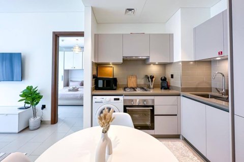 Appartement à Dubai, 2 chambres, 55 m², № 31092 - photo 1