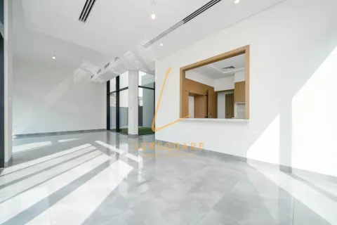 Villa en Al Furjan, Dubai, 4 dormitorios, 480 m², № 72537 - foto 3