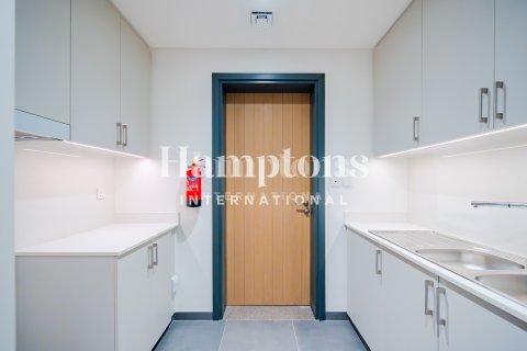 Townhouse in Arabian Ranches 3, Dubai 4 bedrooms, 306.02248200 sq.m. № 139440 - photo 18
