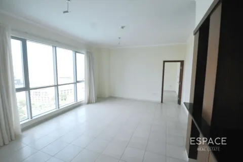 Снять в аренду квартиру в Даунтаун Дубай (Даунтаун Бурдж Дубай), Дубай: 2 спальни, 138м², № 71344 - фото 4