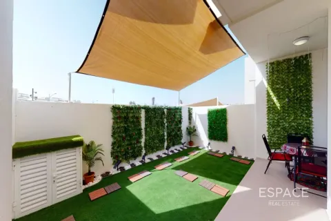 Townhouse in Dubai 3 bedrooms, 112 sq.m. № 71357 - photo 16