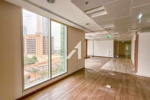 Bureau à Dubai, 127 m², № 72399 - photo 6