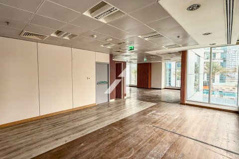 Bureau à Dubai, 127 m², № 72399 - photo 5