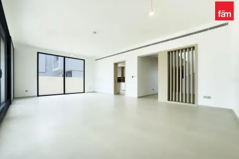 Villa à Jebel Ali, Dubai, 4 chambres, 629.9 m², № 118266 - photo 2