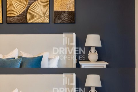 Apartment in The Crescent, Palm Jumeirah, Dubai 2 bedrooms, 181.72 sq.m. № 128719 - photo 8