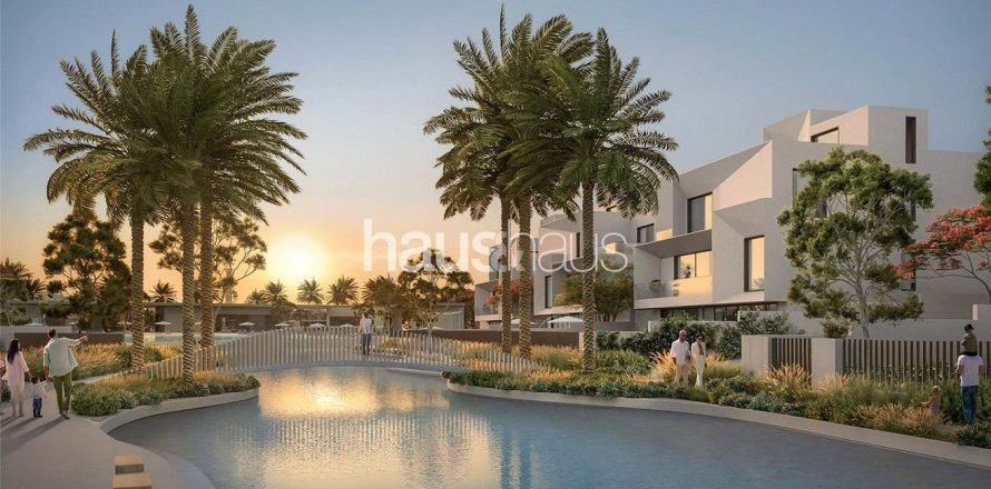 Villa en Dubai, 4 dormitorios, 961 m², № 43317