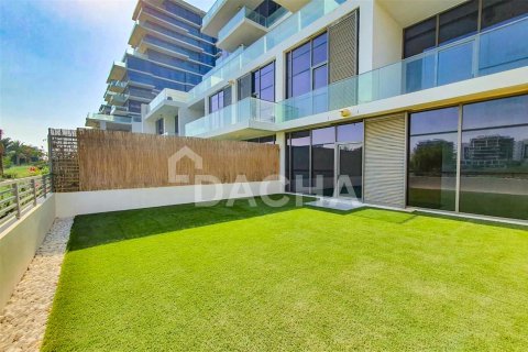 Adosado en DAMAC Hills (Akoya by DAMAC), Dubai, 2 dormitorios, 172.4 m², № 6761 - foto 1