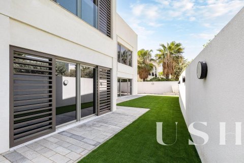 Купить виллу в District One, Мохаммед Бин Рашид Сити, Дубай: 5 спален, 847м², № 39536 - фото 5