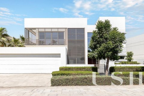 Купить виллу в District One, Мохаммед Бин Рашид Сити, Дубай: 5 спален, 847м², № 39536 - фото 2