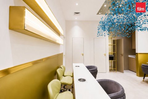 Magasin à Business Bay, Dubai, 123.8 m², № 117752 - photo 2