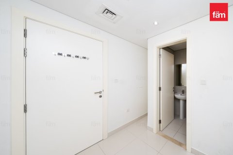 Apartment in Business Bay, Dubai 2 bedrooms, 122.4 sq.m. № 119000 - photo 15