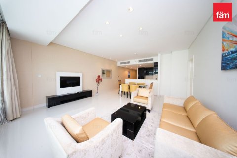 Apartment in Business Bay, Dubai 2 bedrooms, 122.4 sq.m. № 119000 - photo 2