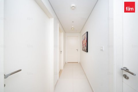 Apartment in Business Bay, Dubai 2 bedrooms, 122.4 sq.m. № 119000 - photo 13