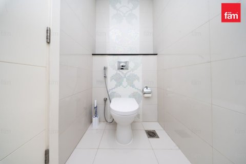 Apartment in Business Bay, Dubai 2 bedrooms, 122.4 sq.m. № 119000 - photo 21