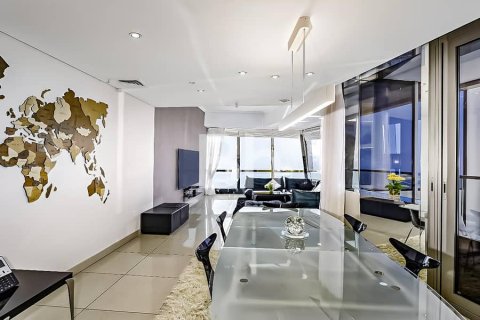 Apartment in Dubai Marina, Dubai 2 bedrooms, 143 sq.m. № 24987 - photo 29