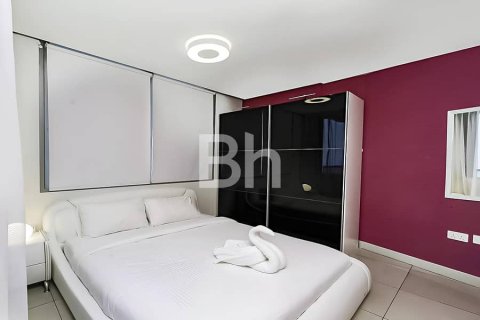 Apartment in Dubai Marina, Dubai 2 bedrooms, 143 sq.m. № 24987 - photo 19