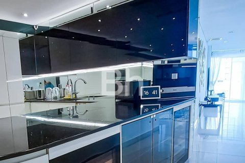 Apartment in Dubai Marina, Dubai 2 bedrooms, 143 sq.m. № 24987 - photo 12