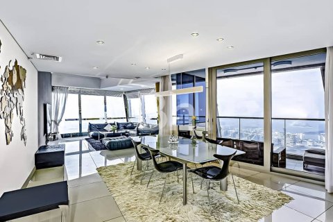 Apartment in Dubai Marina, Dubai 2 bedrooms, 143 sq.m. № 24987 - photo 1